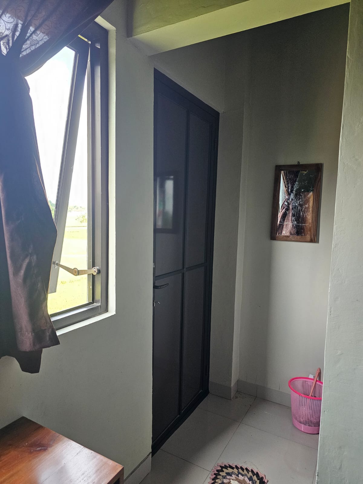 Foto dalam kamar 4